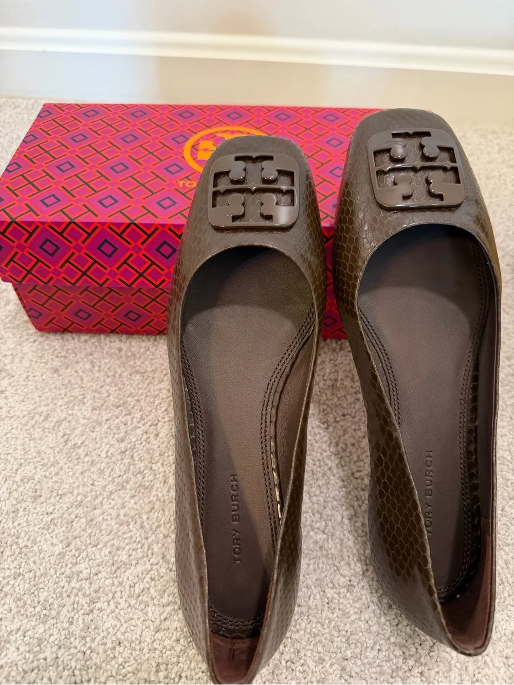 Tory Burch Dark Brown Textured Logo Ballet Flats